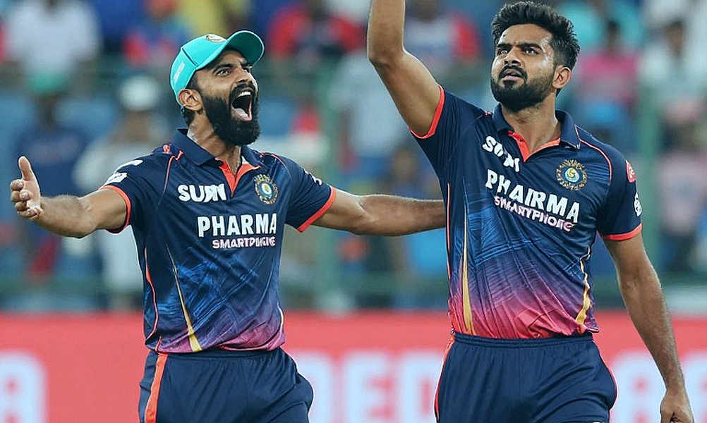 Ishan Kishan's 1 Run, Sanju Samson's 67: Death Bowling Is India's Bigger Problem Than a Groin Strain Ishan Kishan's 1 Run, Sanju Samson's 67: Death Bowling Is India's Bigger Problem Than a Groin Strain